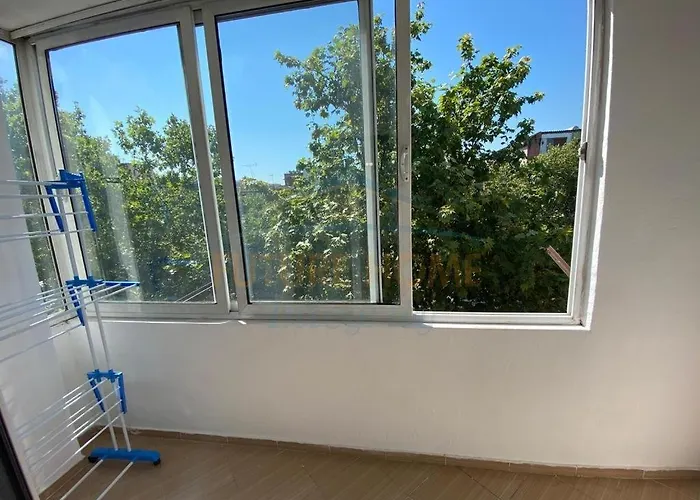 21-dhjetori * Tirana